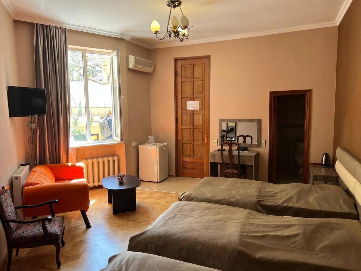 Georgian House Hotel Tbilisi Eksteriør billede